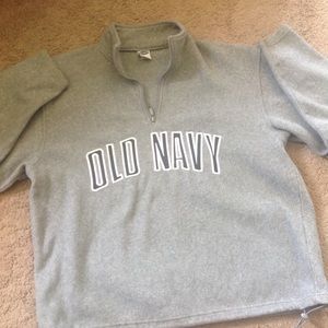 Pullover sweater